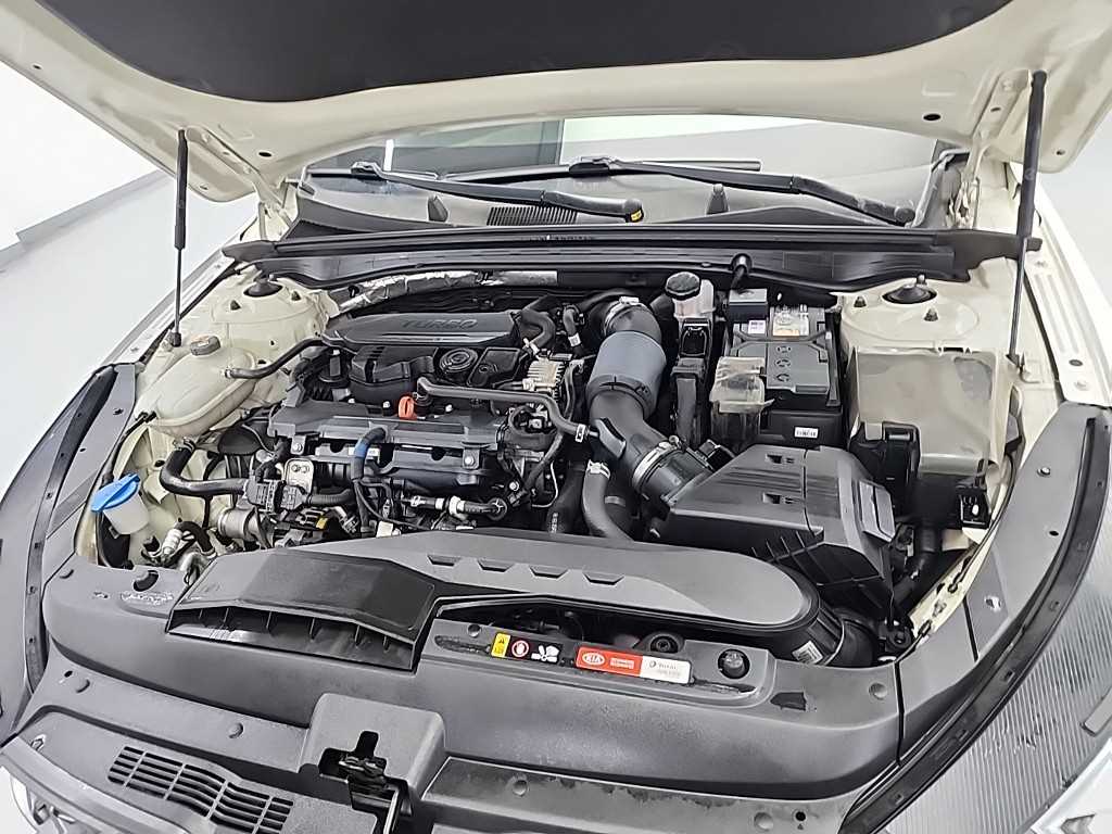 KIA K5 - Vista 5