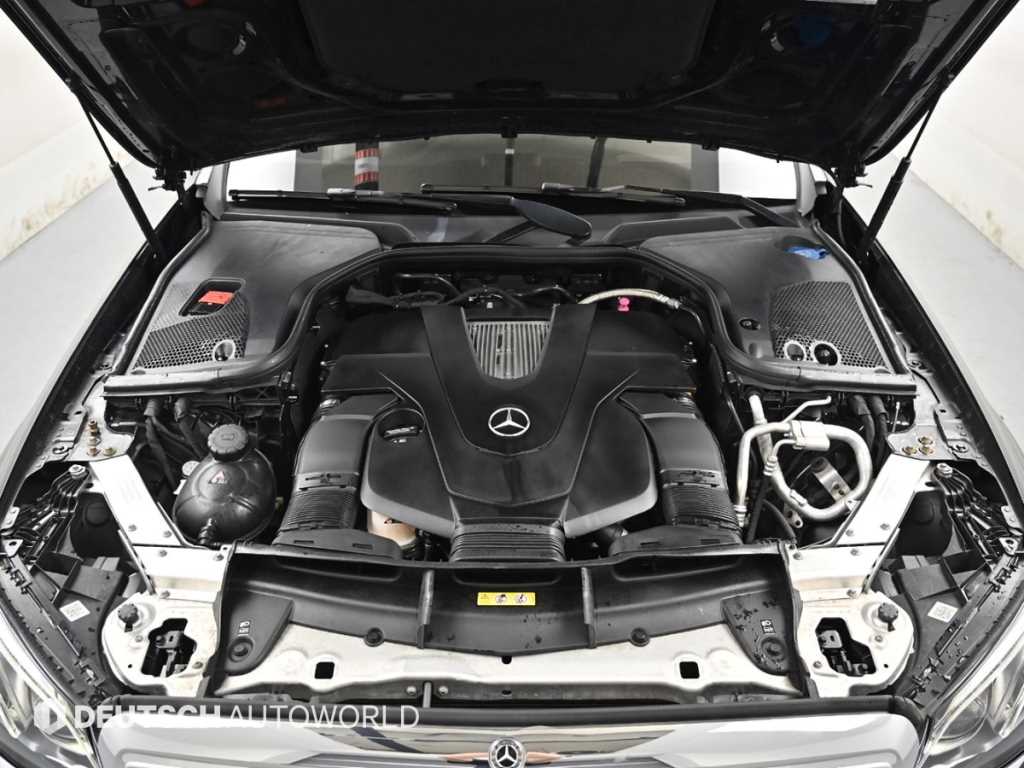 Mercedes Benz E class - Vista 6