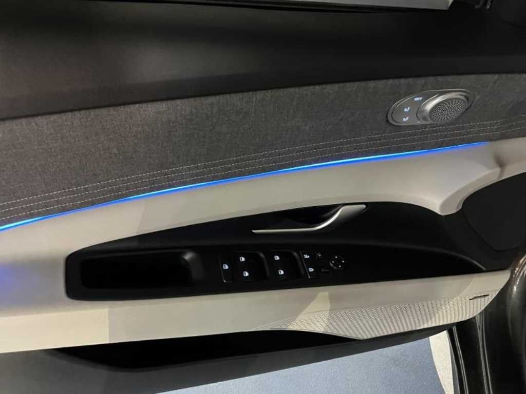 HYUNDAI Avante - Vista 11