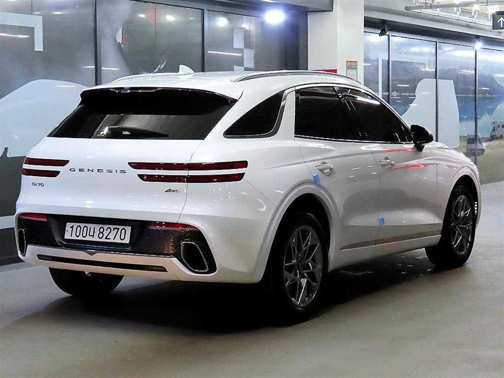 Genesis GV70 - Vista 4