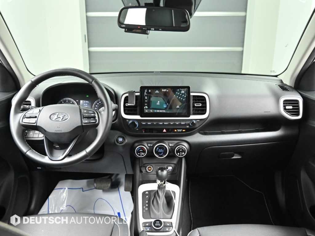 HYUNDAI Venue - Vista 7