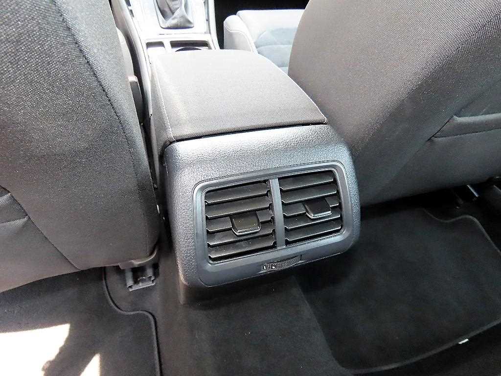 Volkswagen Golf 2014 Blanco - Importación desde Corea - HF Imports Iquique - Foto 16
