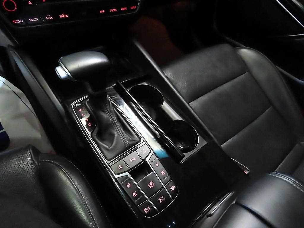 KIA K7 - Vista 12