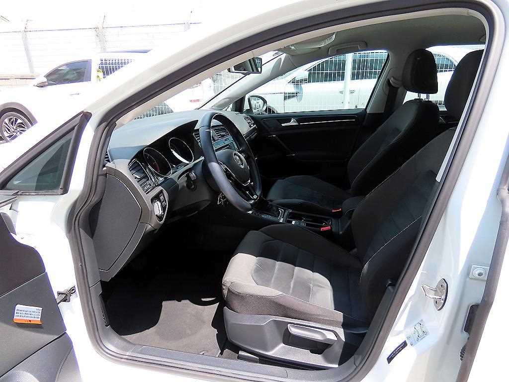 Volkswagen Golf - Vista 5