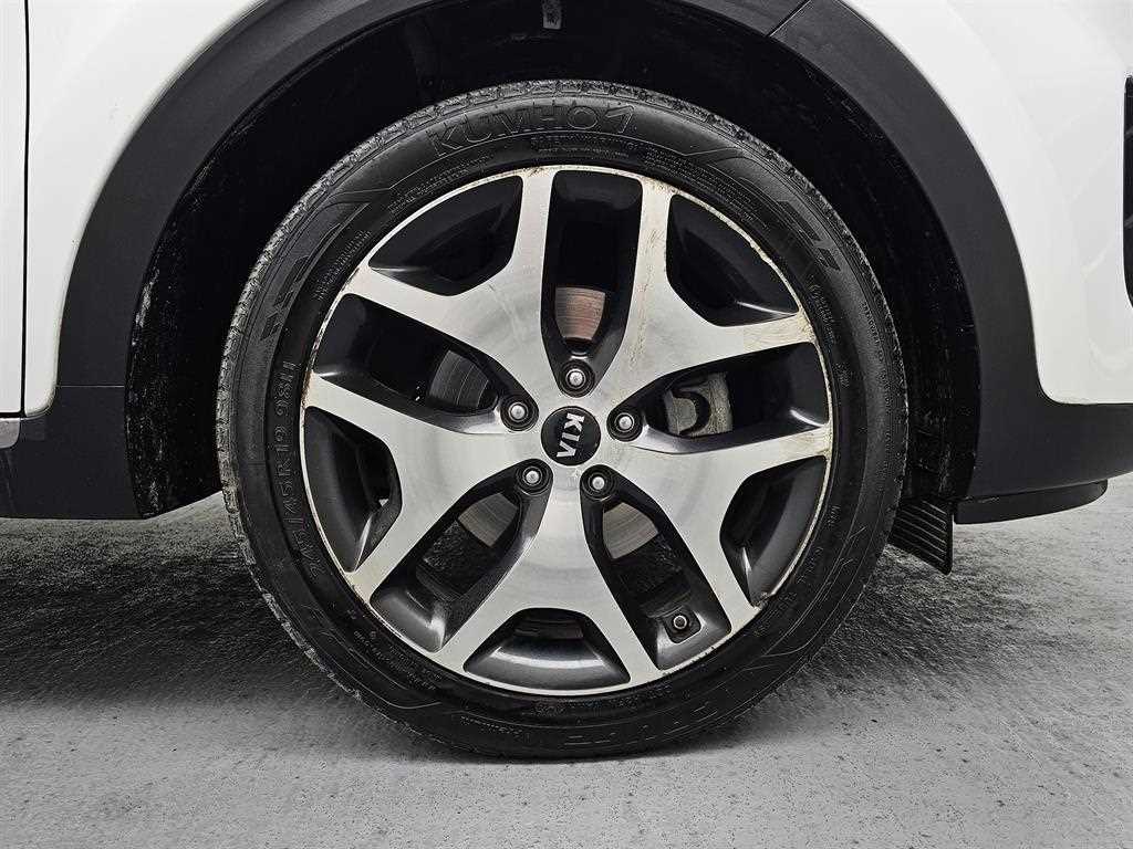 KIA Sportage - Vista 5