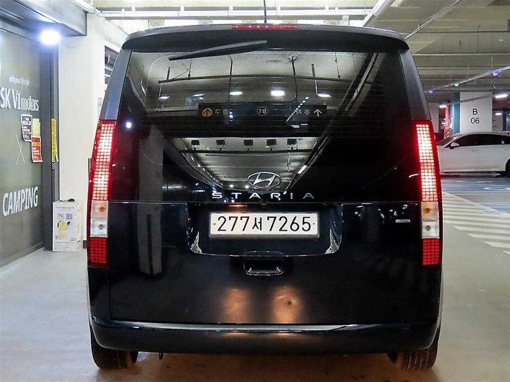 HYUNDAI Staria - Vista 7