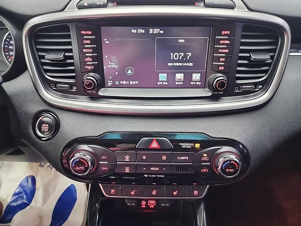 KIA Sorento - Vista 10