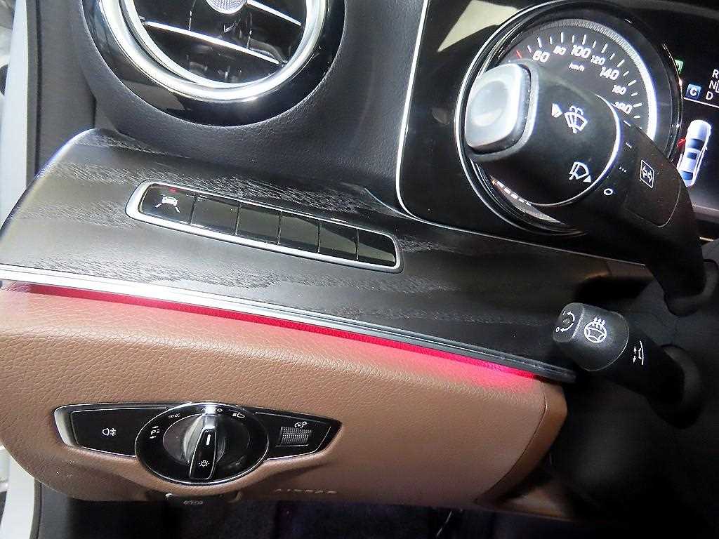 Mercedes Benz E class 2019 Plateado - Importación desde Corea - HF Imports Iquique - Foto 14