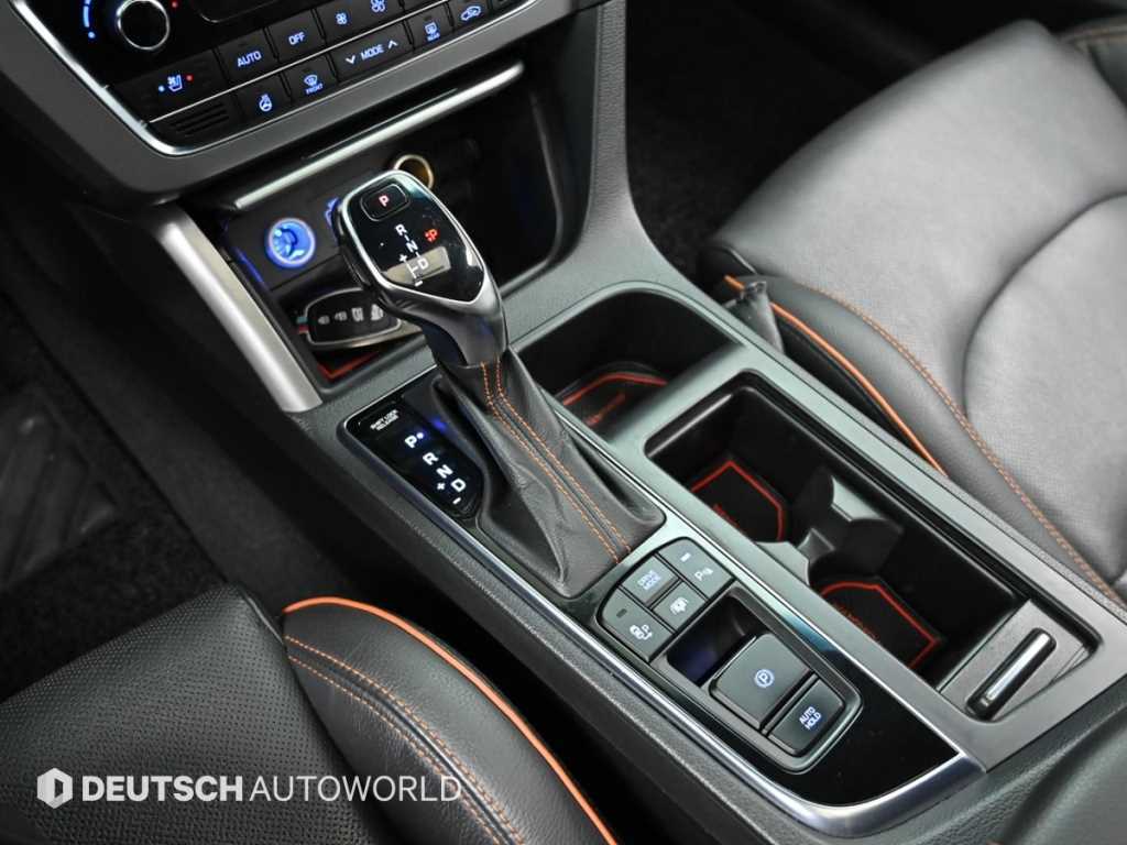 HYUNDAI Sonata - Vista 9