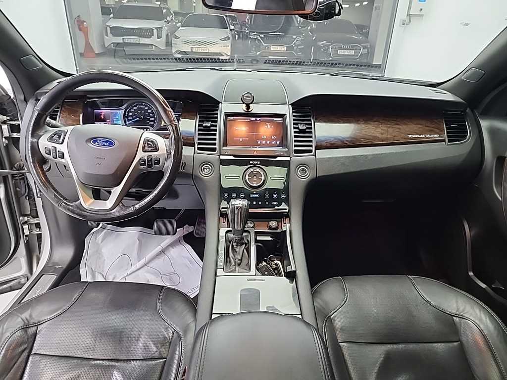 Ford Torus - Vista 7