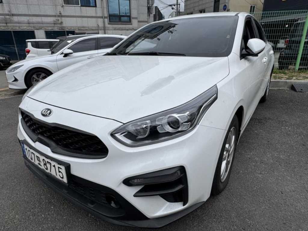 KIA K3 - Vista 5