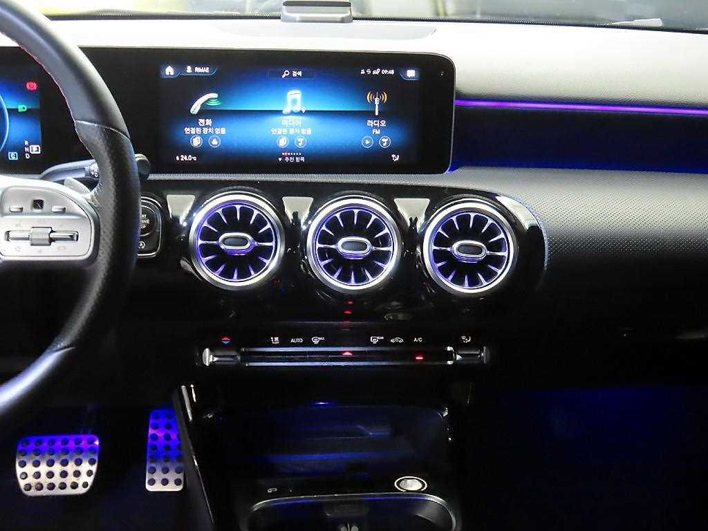 Mercedes Benz A Class - Vista 10