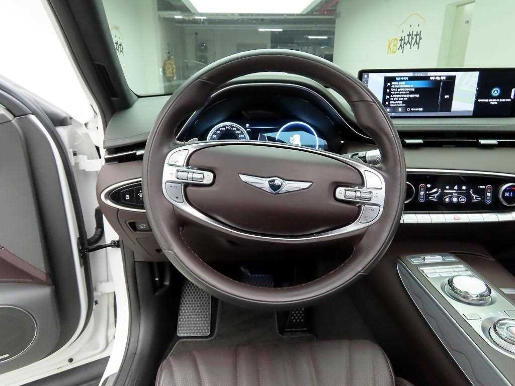 Genesis GV70 - Vista 7