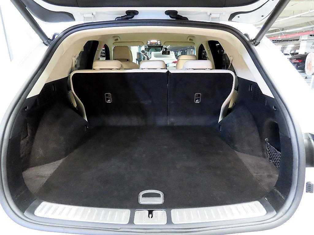 Genesis GV70 2021 Blanco - Importación desde Corea - HF Imports Iquique - Foto 17