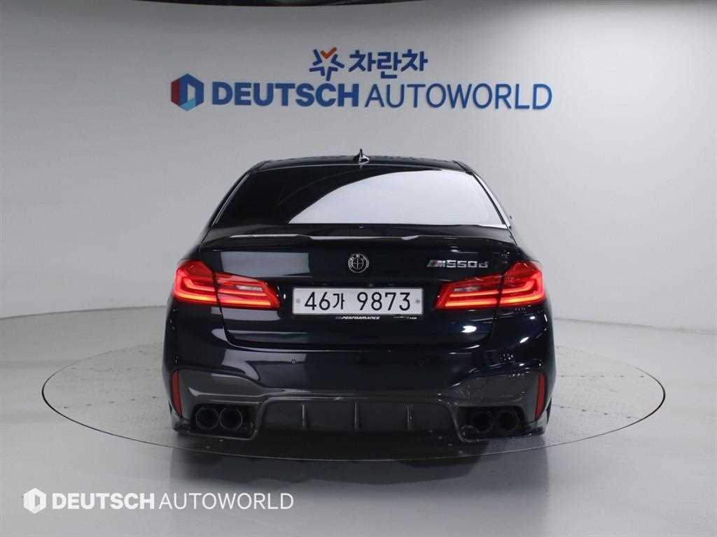 BMW 5 Series - Vista 4