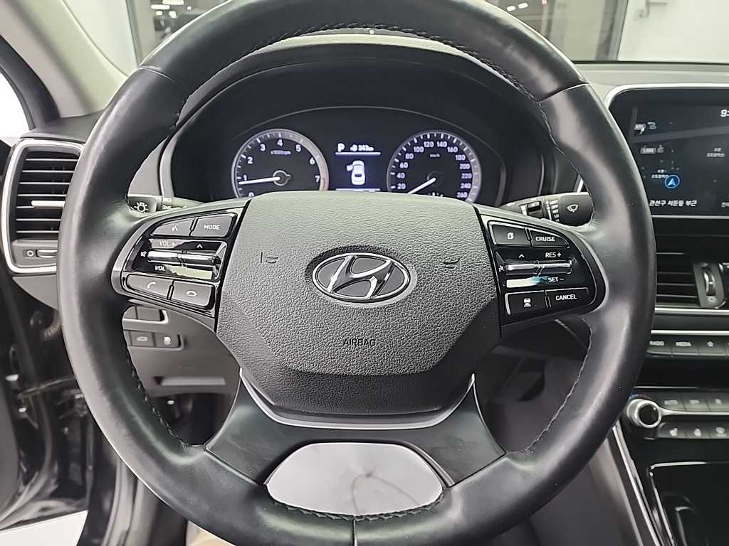 HYUNDAI Grandeur - Vista 9