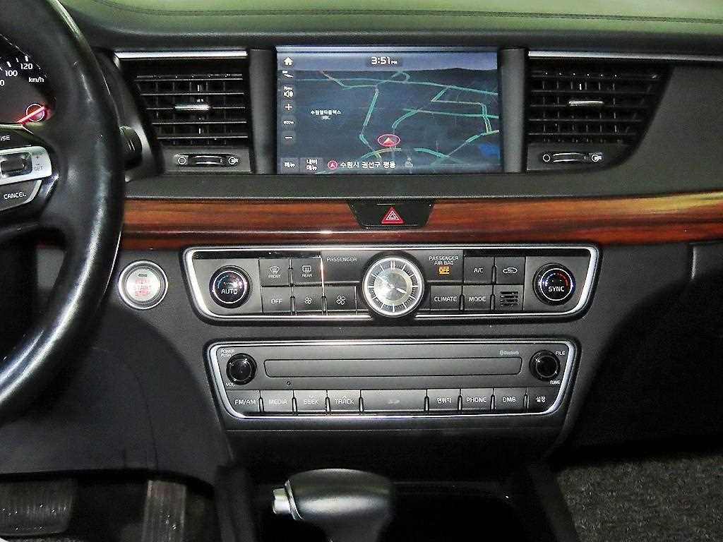 KIA K7 - Vista 11