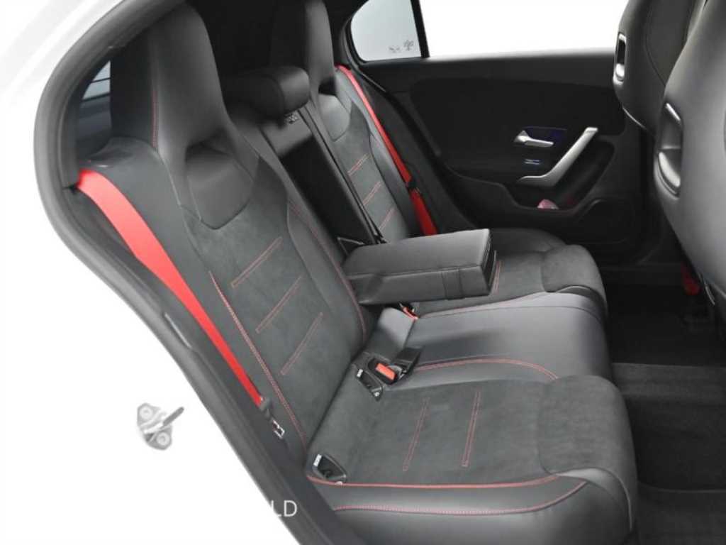 Mercedes Benz A Class - Vista 12