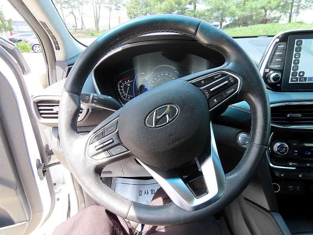 HYUNDAI Santa Fe - Vista 8
