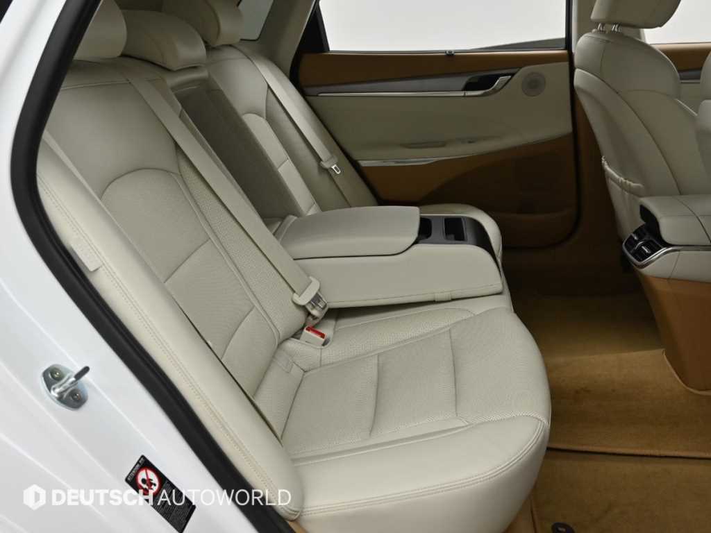 HYUNDAI Grandeur - Vista 12