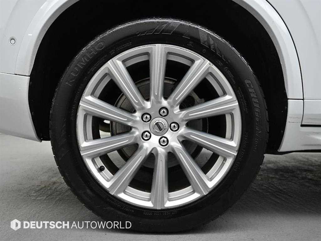 Volvo XC90 - Vista 5