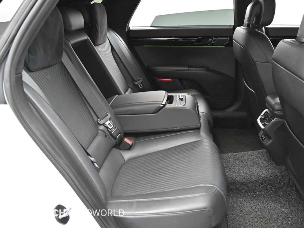 HYUNDAI Grandeur - Vista 12