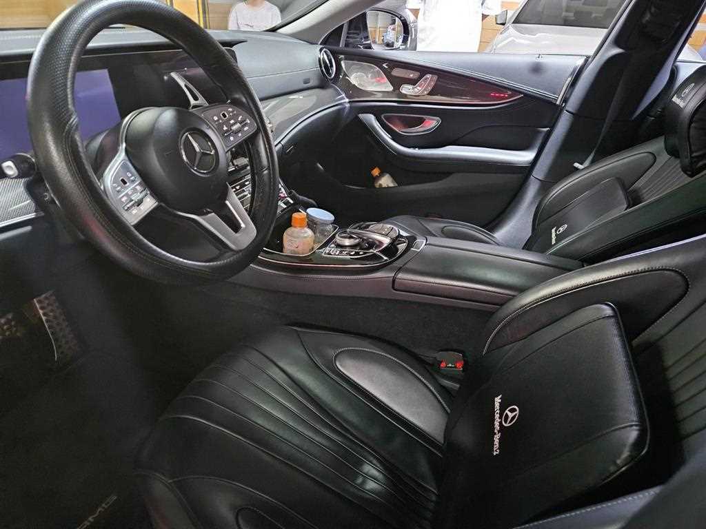 Mercedes Benz CLS Class - Vista 8