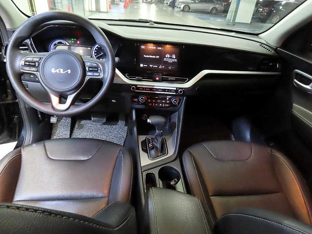 KIA Niro - Vista 10