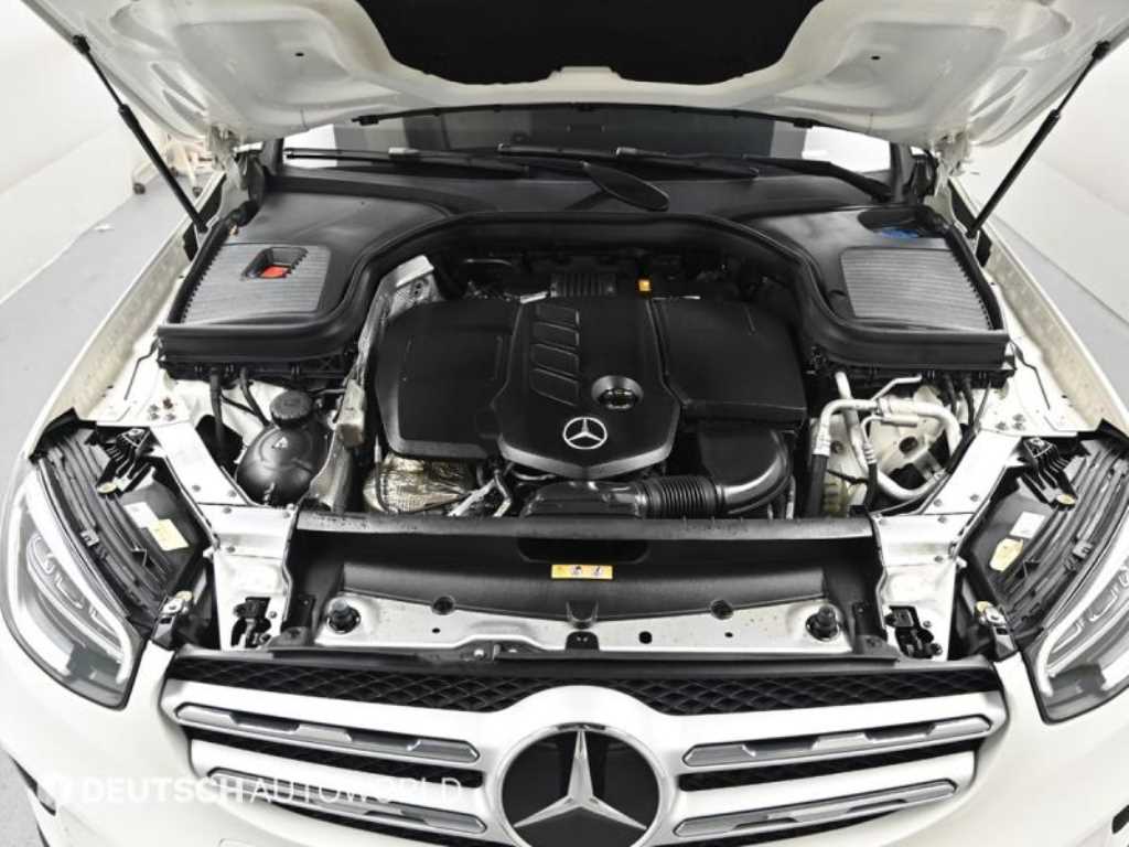 Mercedes Benz GLC Class - Vista 6
