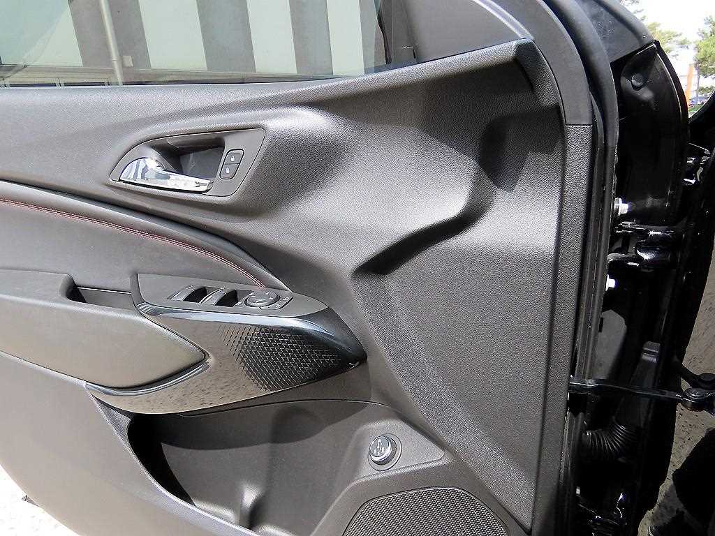 Chevrolet Trax - Vista 11