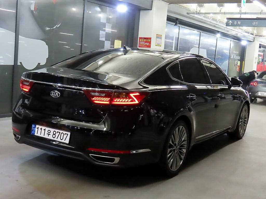 KIA K7 - Vista 4