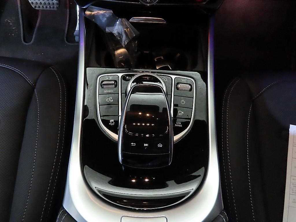 Mercedes Benz G Class (G Wagen) - Vista 12