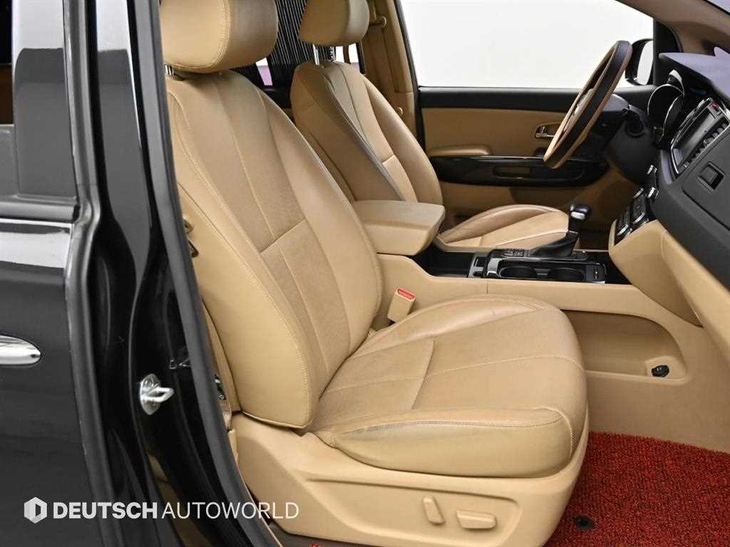 KIA Carnival - Vista 9