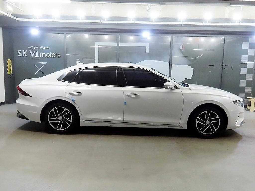 HYUNDAI Grandeur - Vista 3