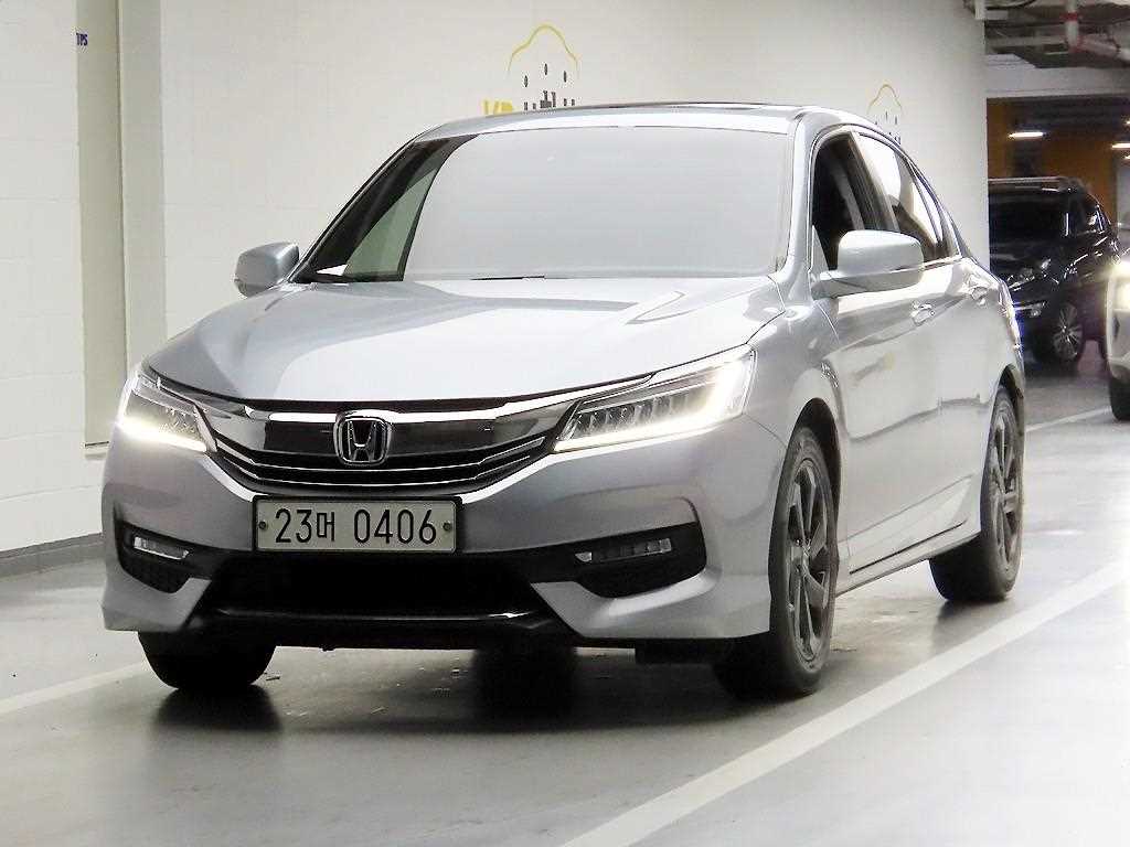 Honda Accord - Vista 2