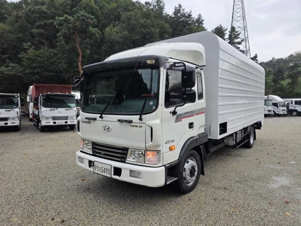 medium and large cargo Special 2015 Blanco - Importación desde Corea - HF Imports Iquique - Foto 1