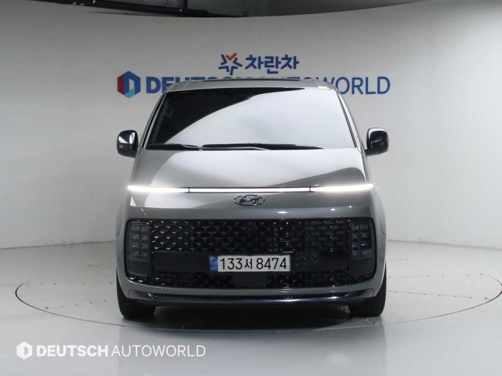 HYUNDAI Staria - Vista 3