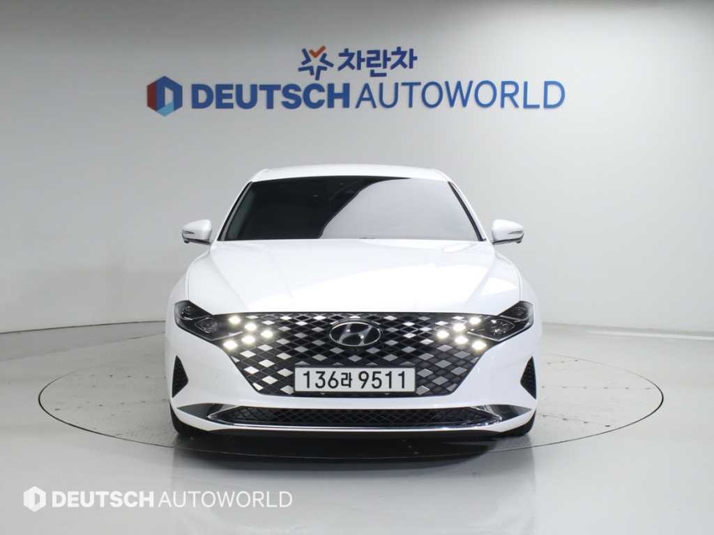 HYUNDAI Grandeur - Vista 3