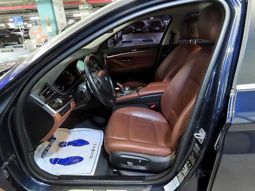 BMW 5 Series - Vista 6
