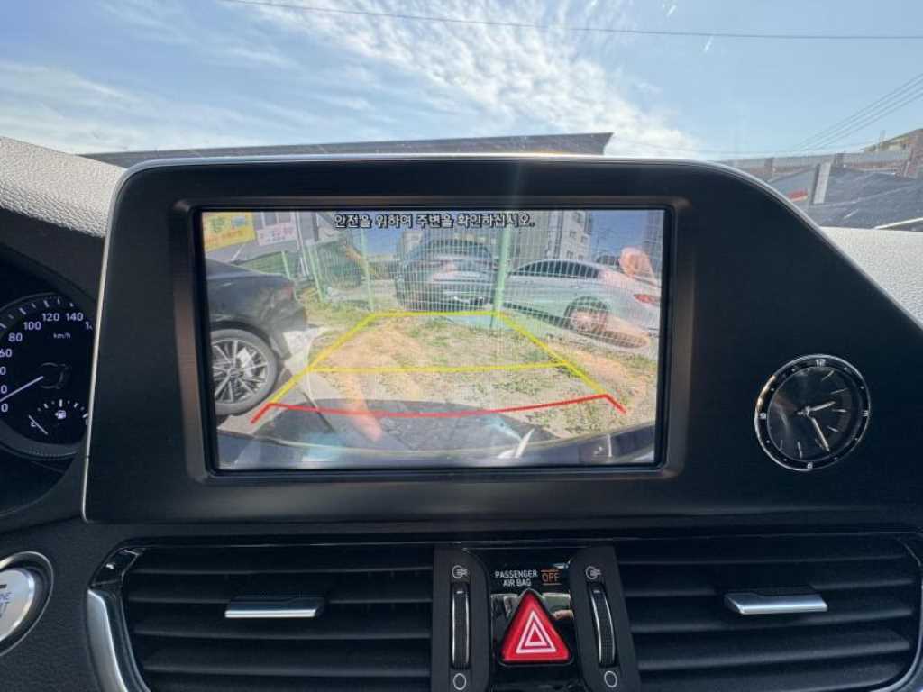 HYUNDAI Grandeur - Vista 9