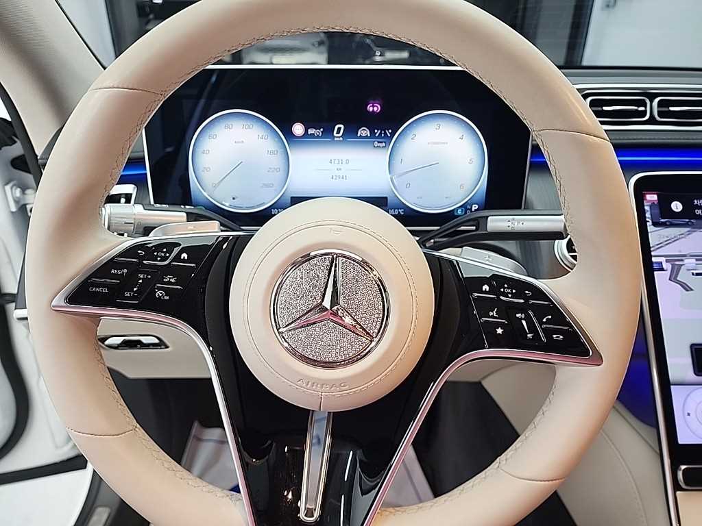Mercedes Benz S Class - Vista 9
