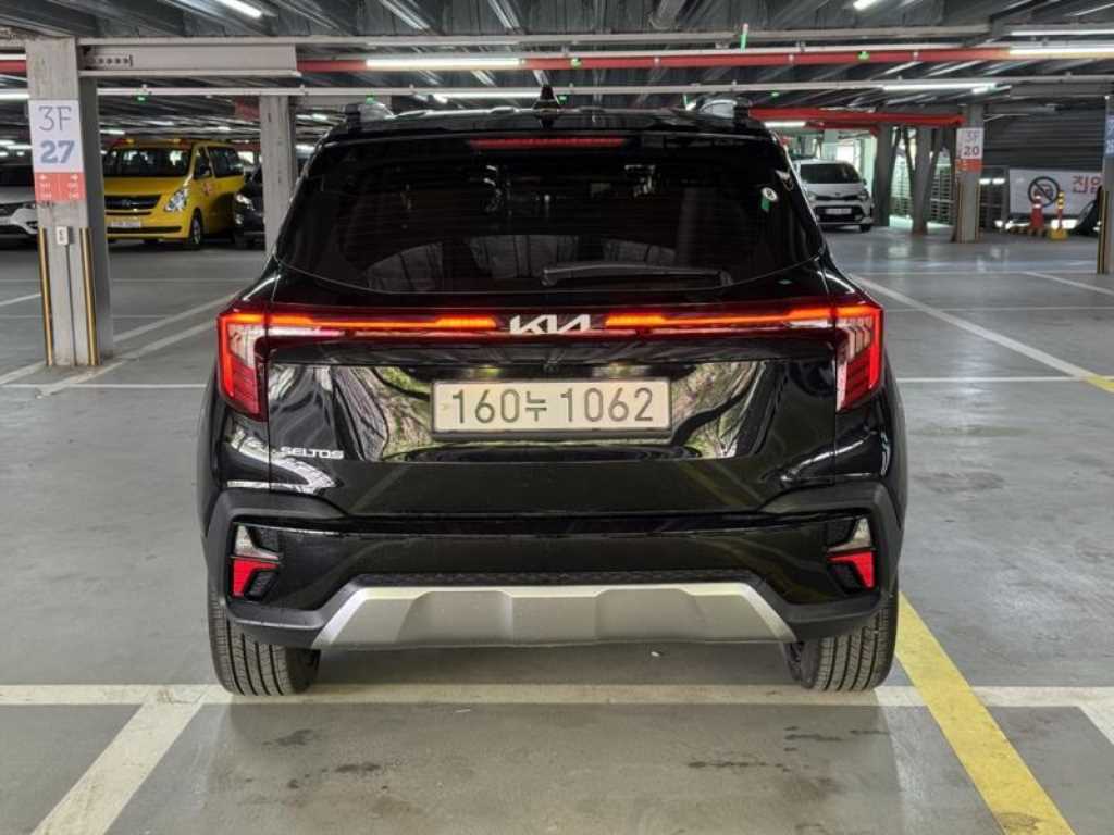 KIA Seltos - Vista 5