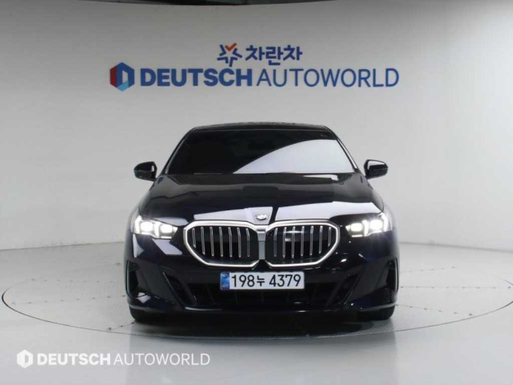 BMW 5 Series - Vista 3