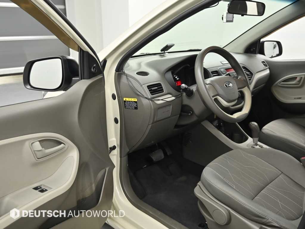 KIA Morning - Vista 11