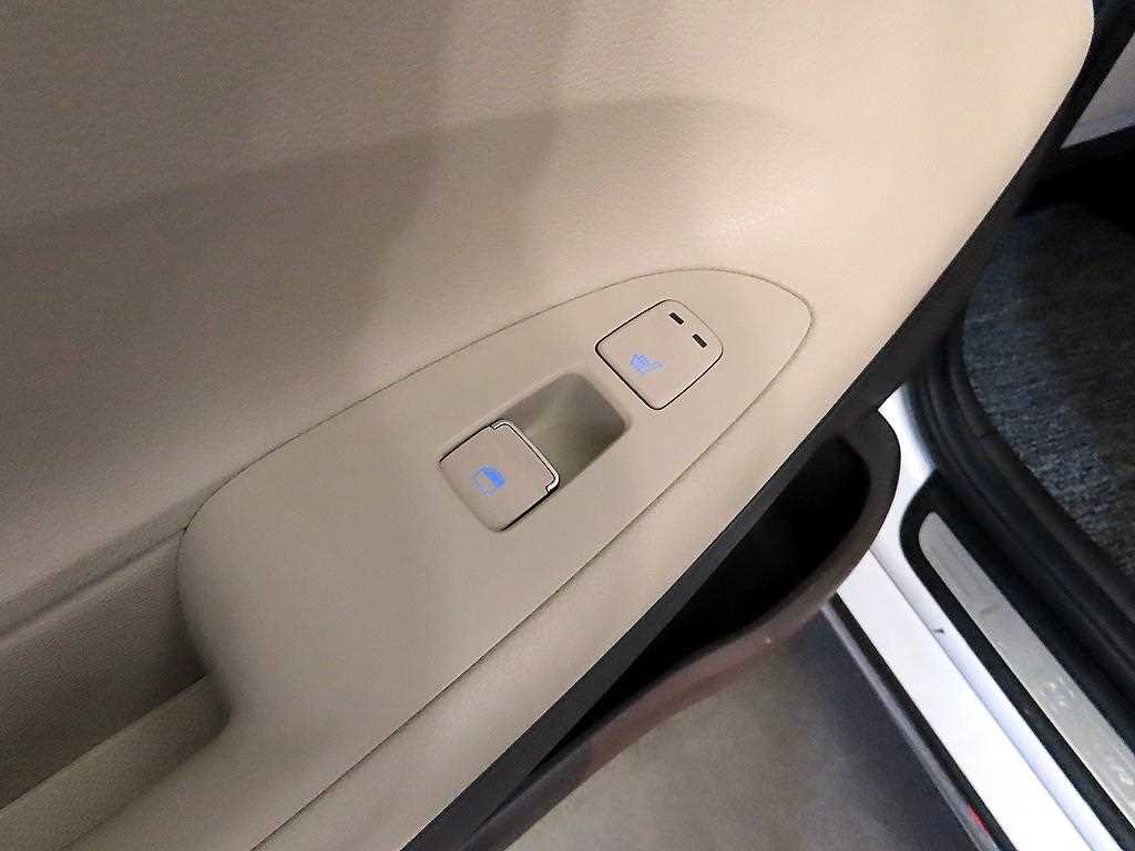 HYUNDAI Grandeur 2018 Blanco - Importación desde Corea - HF Imports Iquique - Foto 17