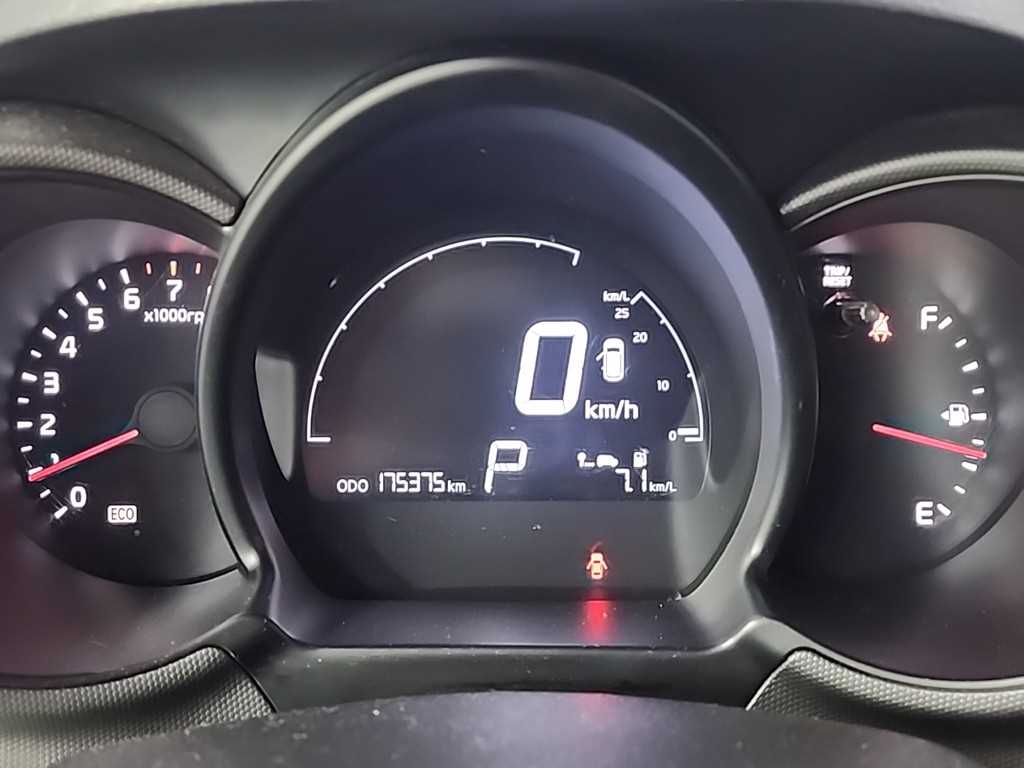 KIA Ray - Vista 6