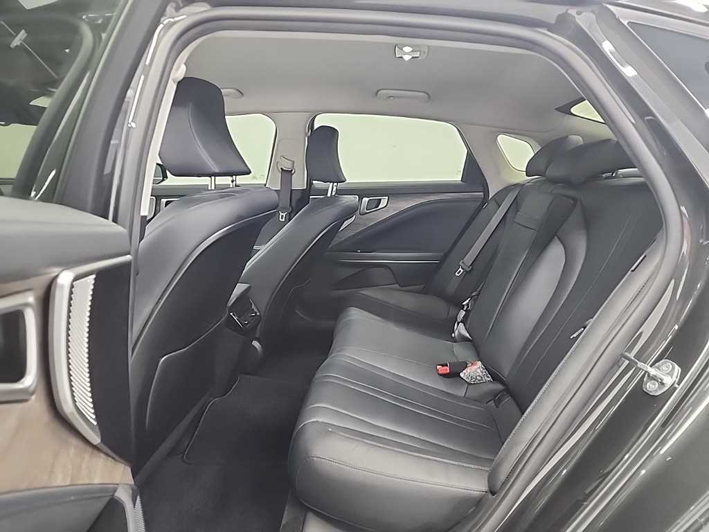 KIA K8 - Vista 12