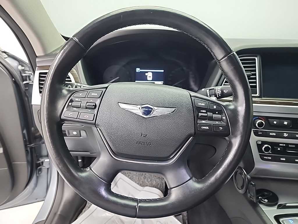 Genesis G80 - Vista 9
