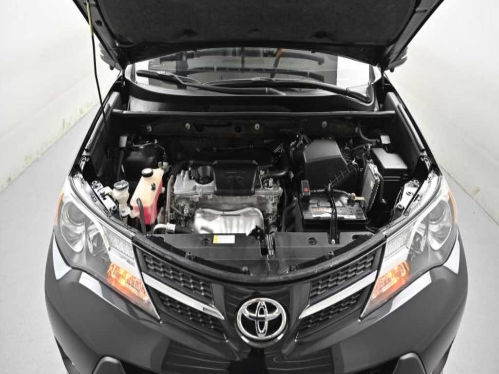 Toyota RAV4 - Vista 6