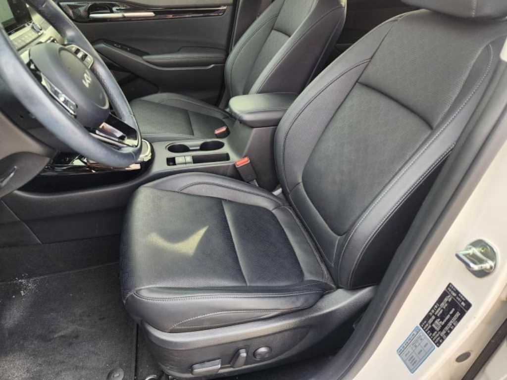 KIA Seltos - Vista 8